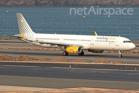 Vueling Airbus A321-231 (EC-MLD) at  Gran Canaria, Spain