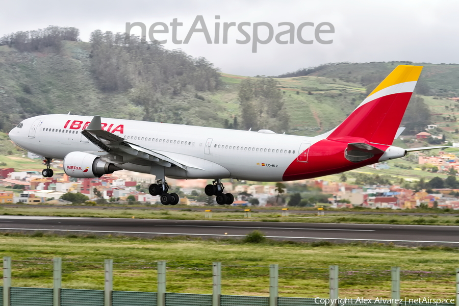 Iberia Airbus A330-202 (EC-MLP) | Photo 385105