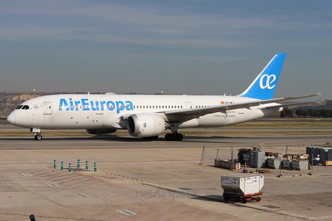 Air Europa Boeing 787-8 Dreamliner (EC-MLT) at  Madrid - Barajas, Spain