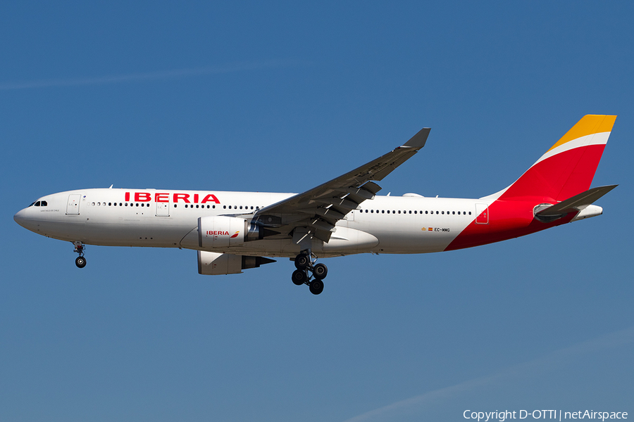 Iberia Airbus A330-202 (EC-MMG) | Photo 374934