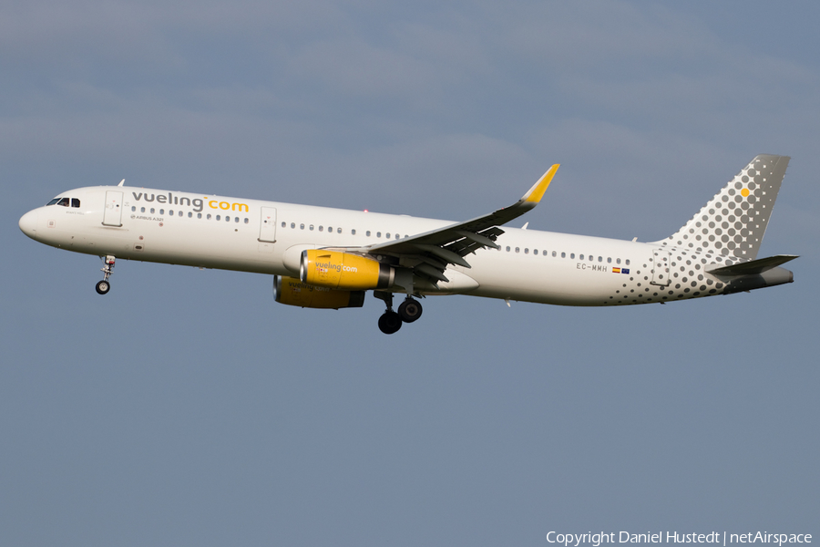 Vueling Airbus A321-231 (EC-MMH) | Photo 646490