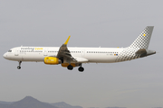 Vueling Airbus A321-231 (EC-MMU) at  Barcelona - El Prat, Spain