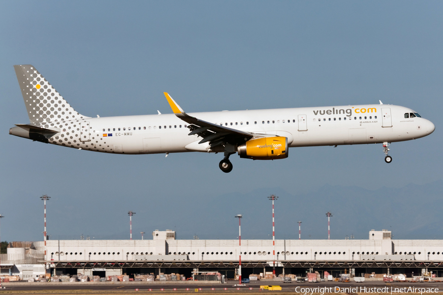 Vueling Airbus A321-231 (EC-MMU) | Photo 476434