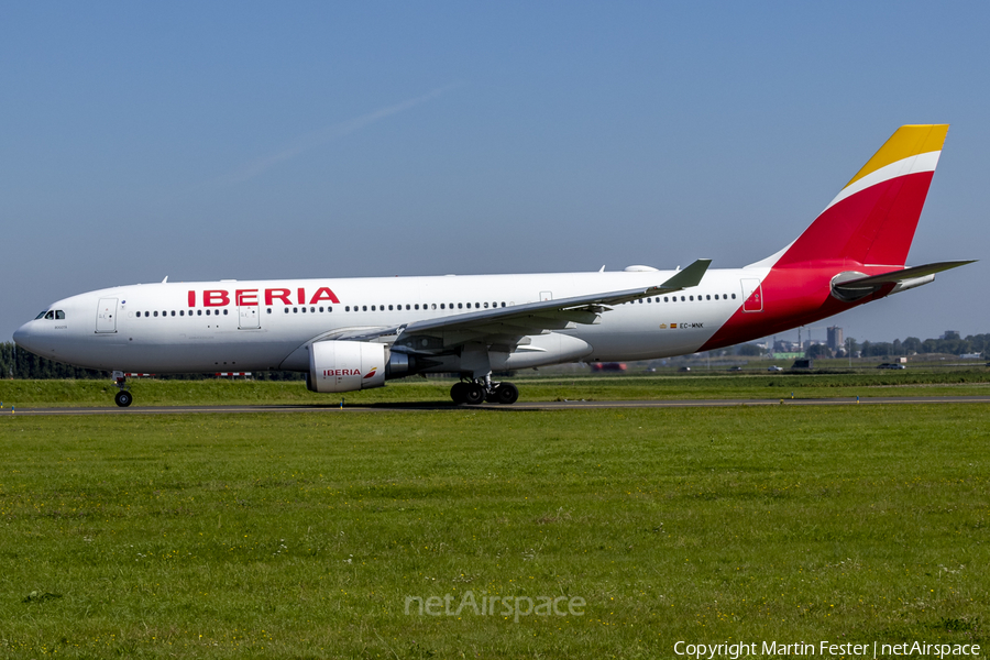 Iberia Airbus A330-202 (EC-MNK) | Photo 489184