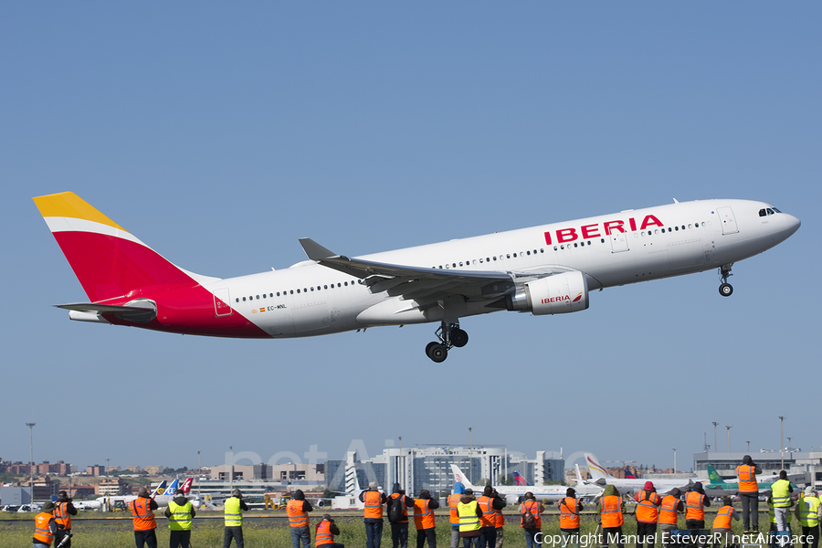 Iberia Airbus A330-202X (EC-MNL) | Photo 242584