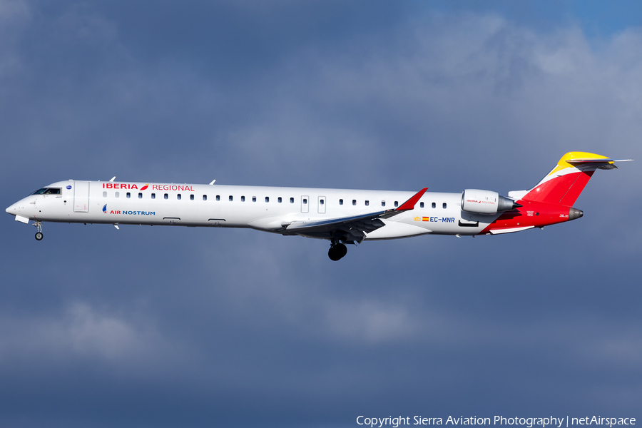 Iberia Regional (Air Nostrum) Bombardier CRJ-1000 (EC-MNR) | Photo 324562