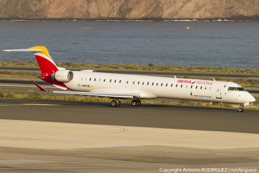 Iberia Regional (Air Nostrum) Bombardier CRJ-1000 (EC-MNR) | Photo 136590