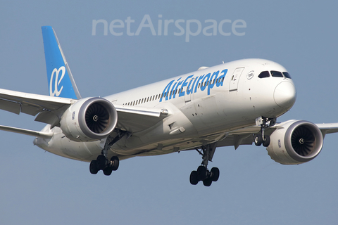 Air Europa Boeing 787-8 Dreamliner (EC-MNS) at  Amsterdam - Schiphol, Netherlands