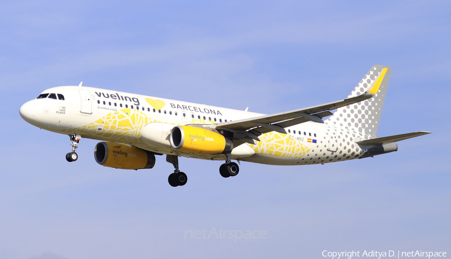 Vueling Airbus A320-232 (EC-MNZ) | Photo 355433