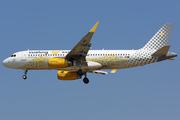Vueling Airbus A320-232 (EC-MNZ) at  Barcelona - El Prat, Spain