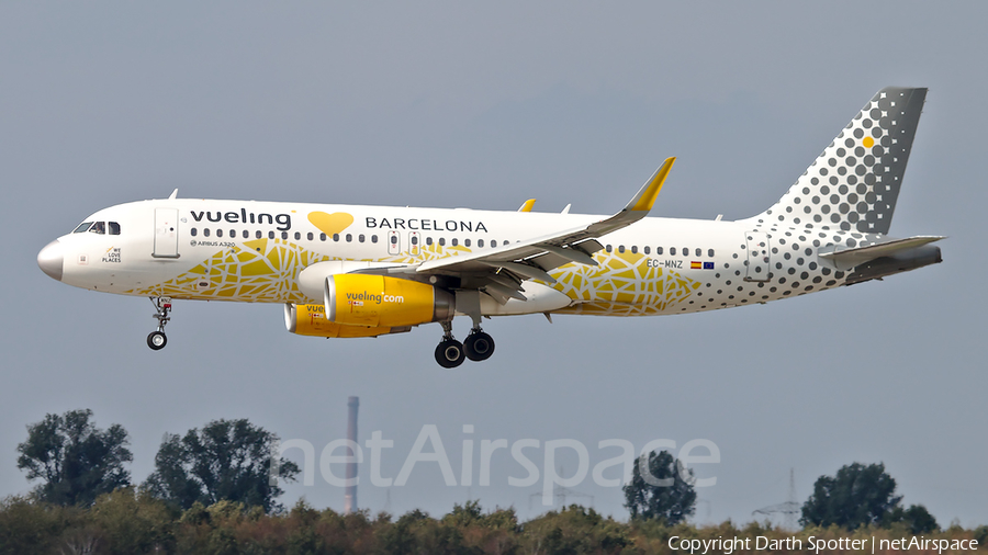 Vueling Airbus A320-232 (EC-MNZ) | Photo 338186