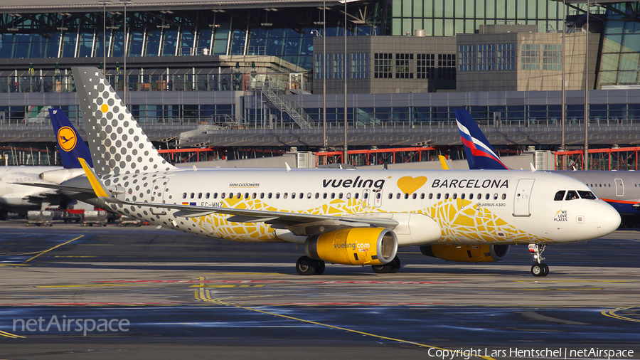 Vueling Airbus A320-232 (EC-MNZ) | Photo 201579