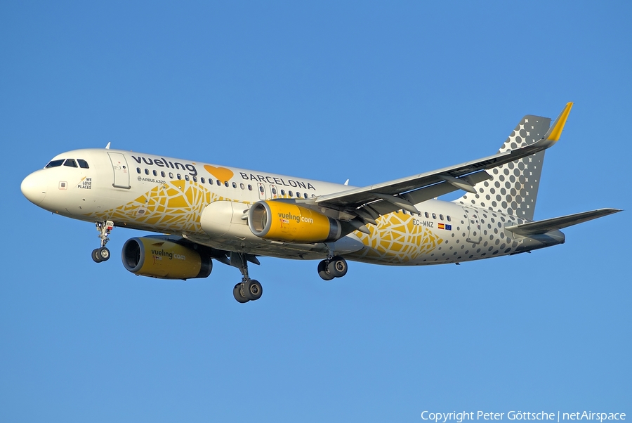 Vueling Airbus A320-232 (EC-MNZ) | Photo 201583