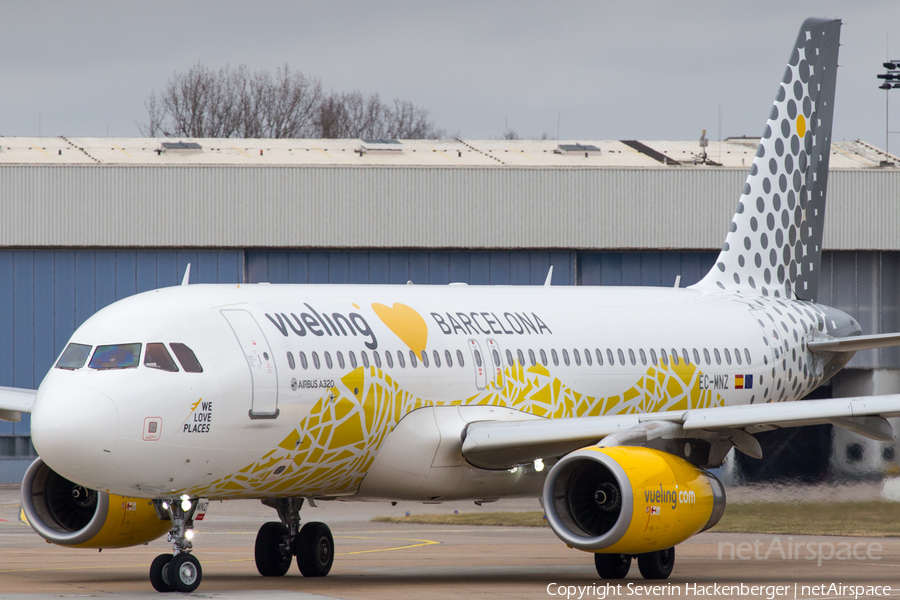 Vueling Airbus A320-232 (EC-MNZ) | Photo 237796