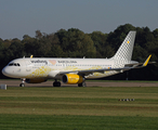 Vueling Airbus A320-232 (EC-MNZ) at  Hamburg - Fuhlsbuettel (Helmut Schmidt), Germany