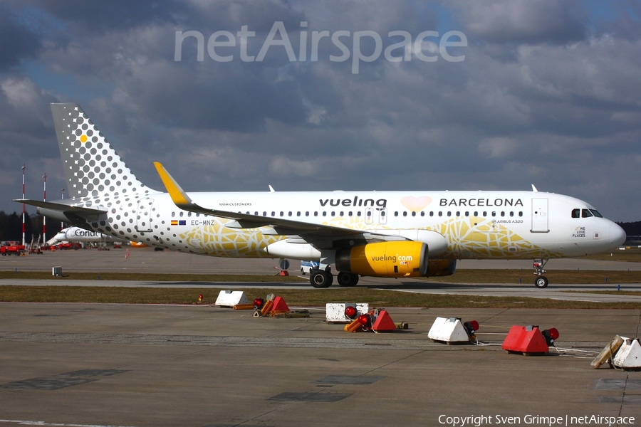 Vueling Airbus A320-232 (EC-MNZ) | Photo 500709