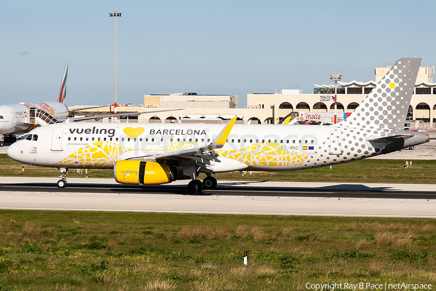 Vueling Airbus A320-232 (EC-MNZ) | Photo 286011