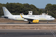Vueling Airbus A320-232 (EC-MNZ) at  Palma De Mallorca - Son San Juan, Spain