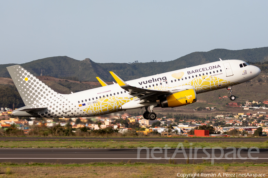 Vueling Airbus A320-232 (EC-MNZ) | Photo 412947
