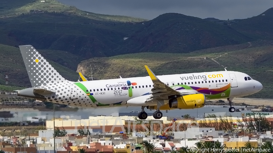 Vueling Airbus A320-232 (EC-MOG) | Photo 331944