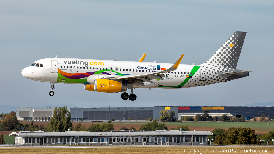 Vueling Airbus A320-232 (EC-MOG) | Photo 451311