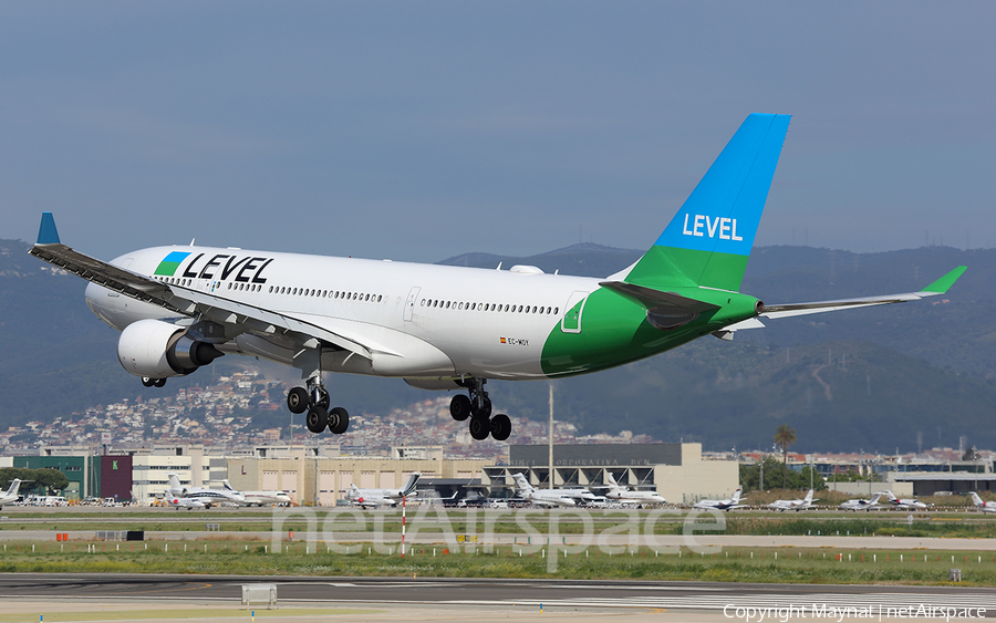 Level Airbus A330-202 (EC-MOY) | Photo 304758