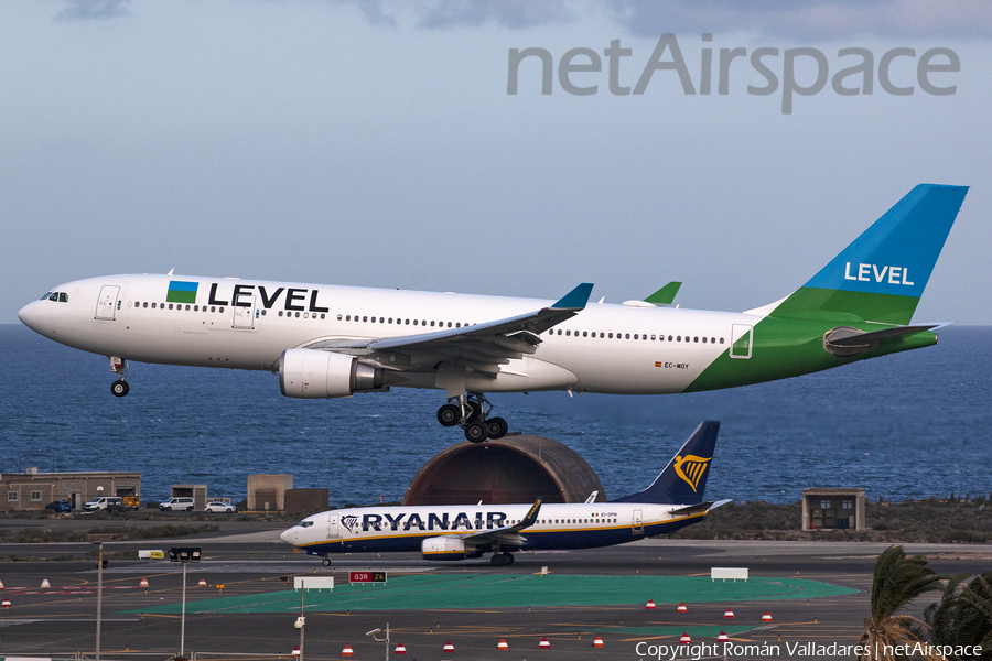 Level Airbus A330-202 (EC-MOY) | Photo 497610