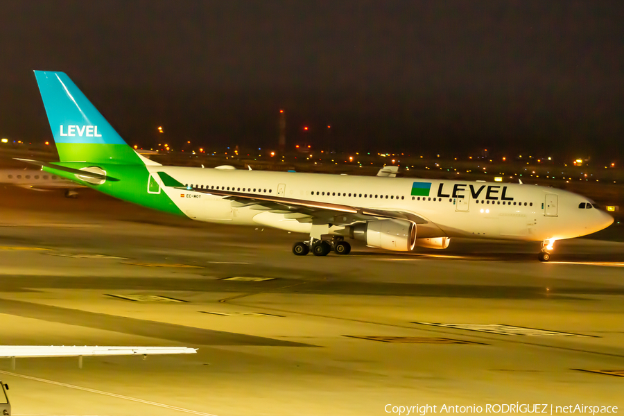 Level Airbus A330-202 (EC-MOY) | Photo 497730