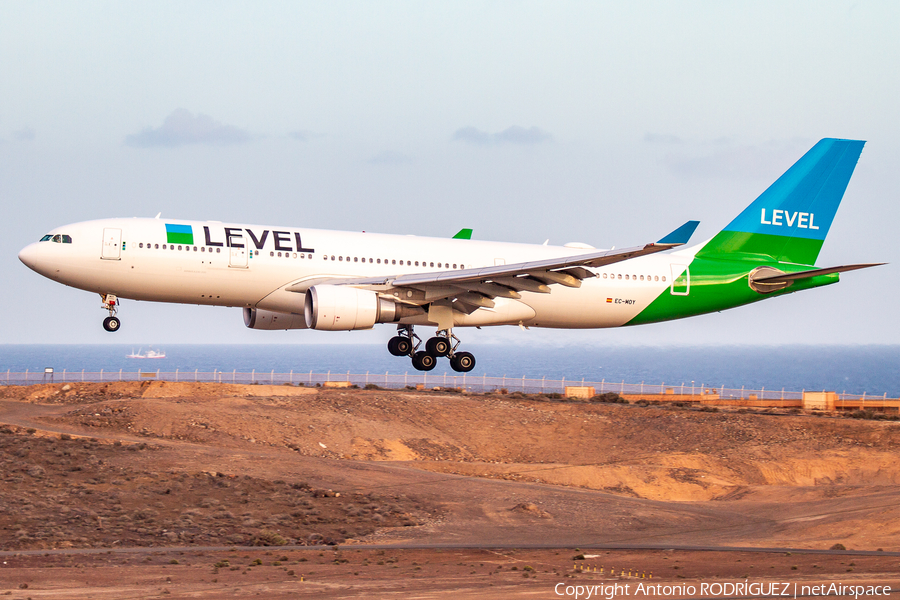 Level Airbus A330-202 (EC-MOY) | Photo 497731