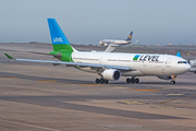 Level Airbus A330-202 (EC-MOY) at  Gran Canaria, Spain