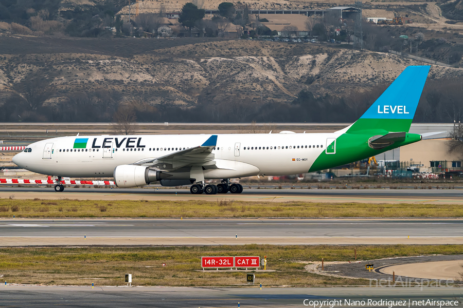 Level Airbus A330-202 (EC-MOY) | Photo 497293