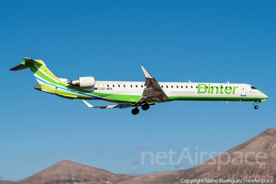 Binter Canarias Bombardier CRJ-1000 (EC-MPA) | Photo 220065