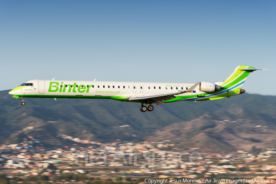 Binter Canarias Bombardier CRJ-1000 (EC-MPA) | Photo 193697