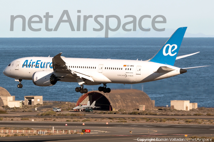 Air Europa Boeing 787-8 Dreamliner (EC-MPE) | Photo 368004