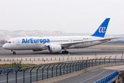 Air Europa Boeing 787-8 Dreamliner (EC-MPE) at  Madrid - Barajas, Spain