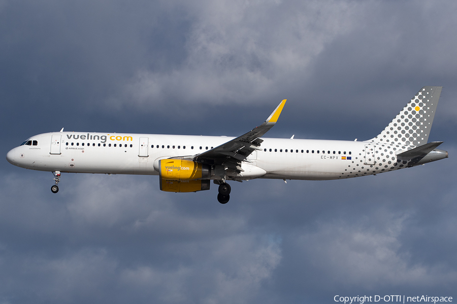 Vueling Airbus A321-231 (EC-MPV) | Photo 553559