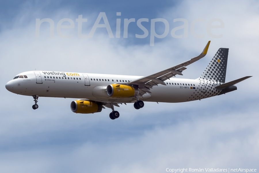 Vueling Airbus A321-231 (EC-MPV) | Photo 337640