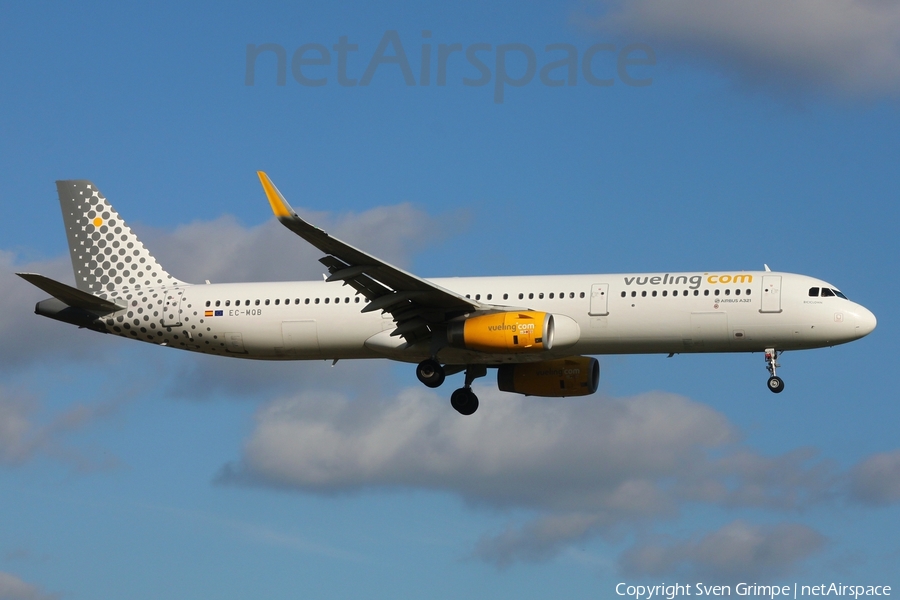 Vueling Airbus A321-231 (EC-MQB) | Photo 518243