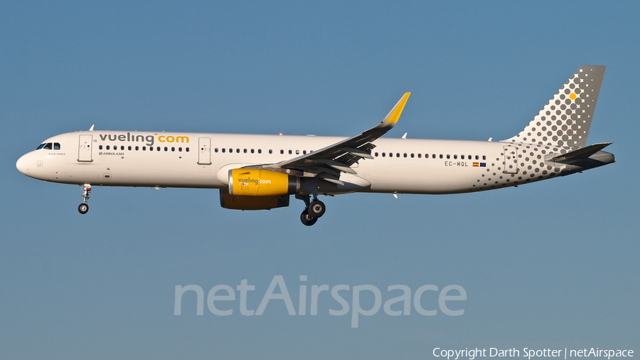 Vueling Airbus A321-231 (EC-MQL) | Photo 358239