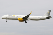 Vueling Airbus A321-231 (EC-MQL) at  Barcelona - El Prat, Spain