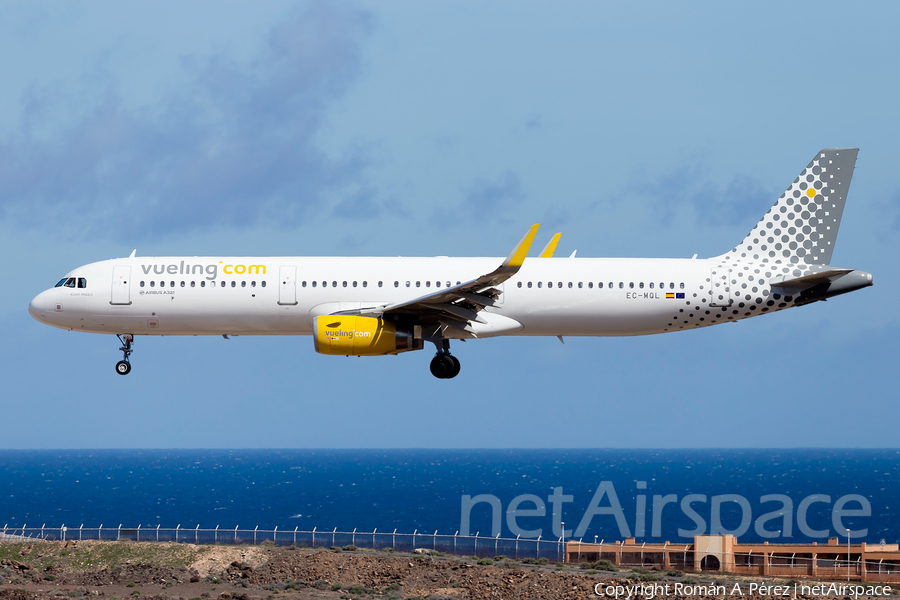 Vueling Airbus A321-231 (EC-MQL) | Photo 285199