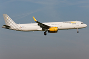 Vueling Airbus A321-231 (EC-MRF) at  Amsterdam - Schiphol, Netherlands