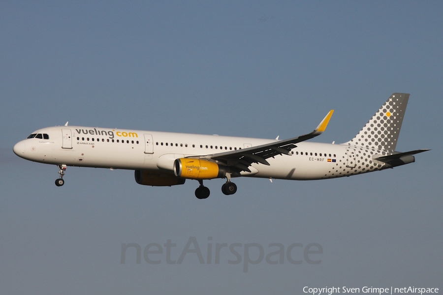 Vueling Airbus A321-231 (EC-MRF) | Photo 657402