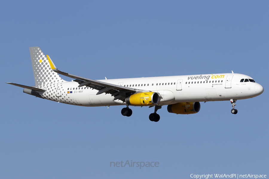 Vueling Airbus A321-231 (EC-MRF) | Photo 668781