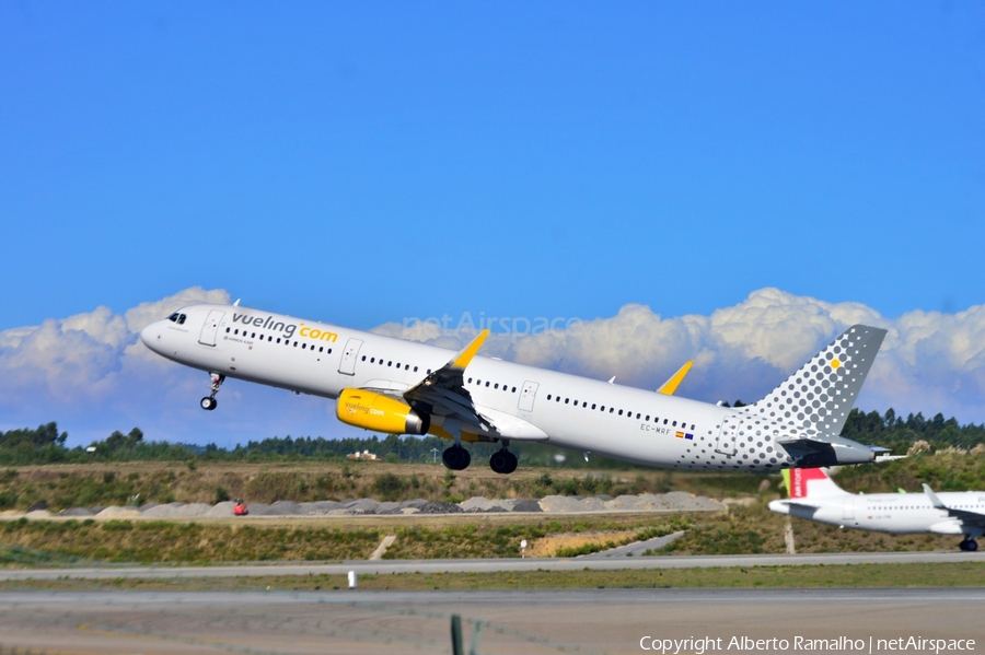 Vueling Airbus A321-231 (EC-MRF) | Photo 639788