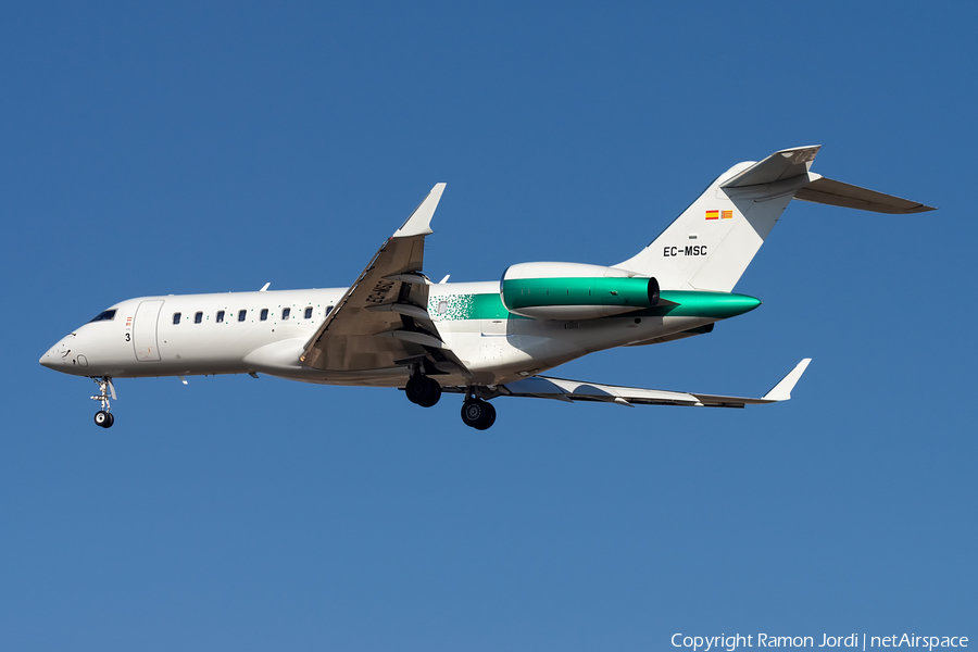 (Private) Bombardier BD-700-1A10 Global 6000 (EC-MSC) | Photo 554973