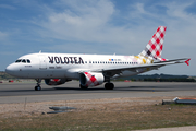 Volotea Airbus A319-111 (EC-MTC) at  Madrid - Barajas, Spain