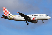 Volotea Airbus A319-111 (EC-MTC) at  Tenerife Sur - Reina Sofia, Spain