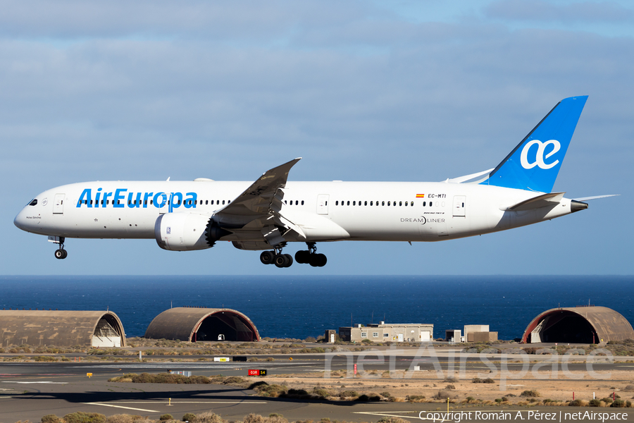 Air Europa Boeing 787-9 Dreamliner (EC-MTI) | Photo 376111