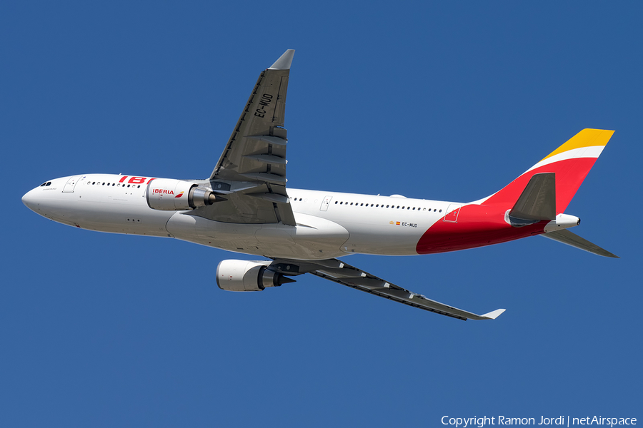 Iberia Airbus A330-202 (EC-MUD) | Photo 246282